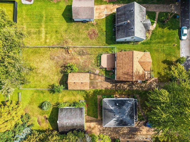 1121 GARLAND STREET, Green Bay, WI 54301
