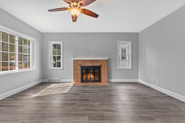 1121 GARLAND STREET, Green Bay, WI 54301