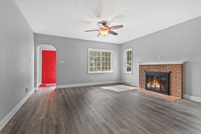 1121 GARLAND STREET, Green Bay, WI 54301