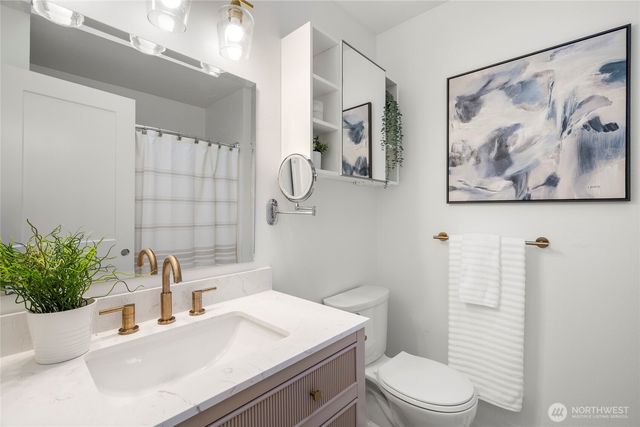 5050 35th Avenue S, Seattle, WA 98118