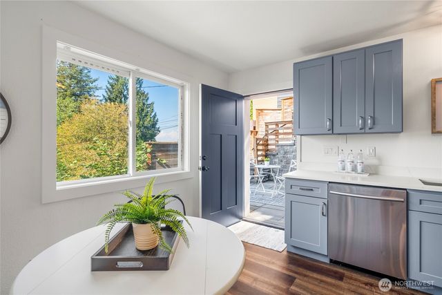 5050 35th Avenue S, Seattle, WA 98118