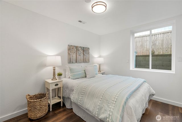 5050 35th Avenue S, Seattle, WA 98118