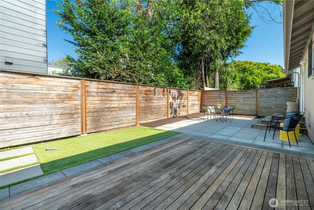5050 35th Avenue S, Seattle, WA 98118