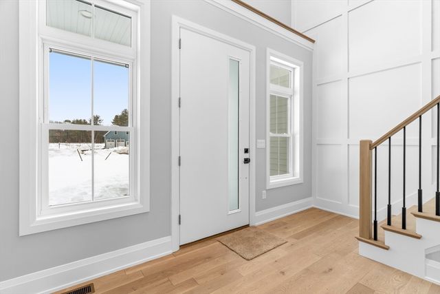 14 Earle Stewart Ln Lot 3, Wrentham, MA 02093