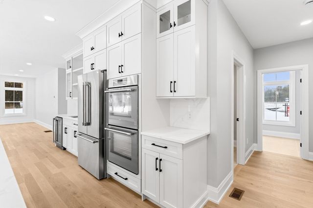 14 Earle Stewart Ln Lot 3, Wrentham, MA 02093