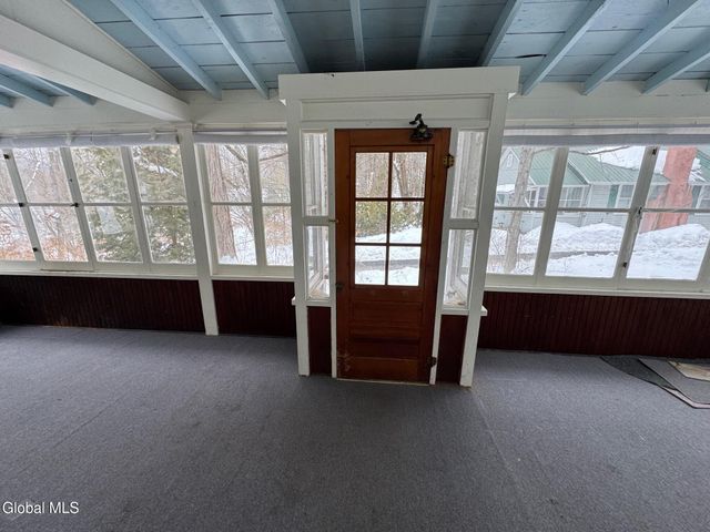 16 Summit Place, Lake Luzerne, NY 12846