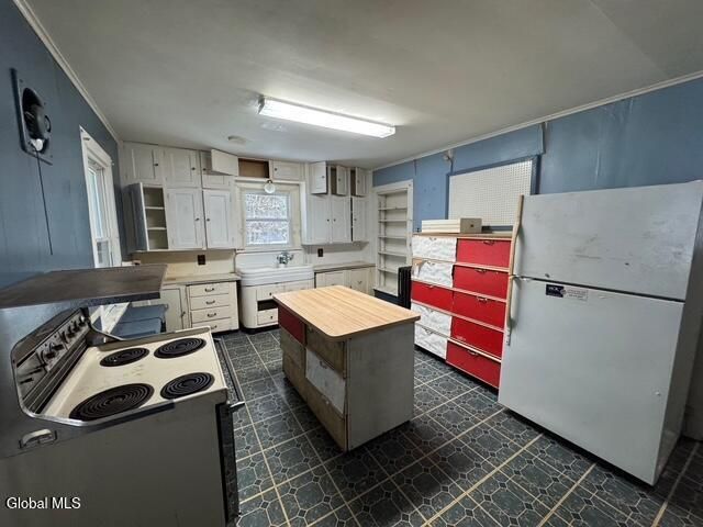 16 Summit Place, Lake Luzerne, NY 12846