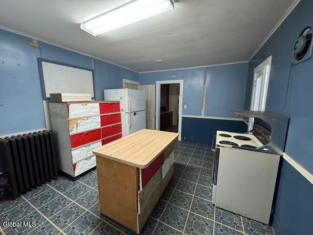 16 Summit Place, Lake Luzerne, NY 12846