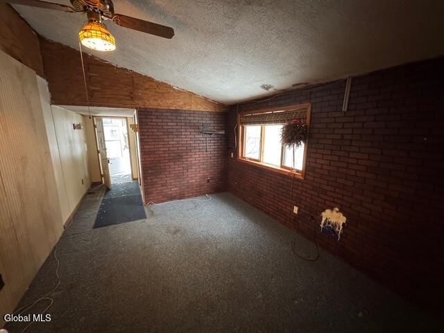 16 Summit Place, Lake Luzerne, NY 12846