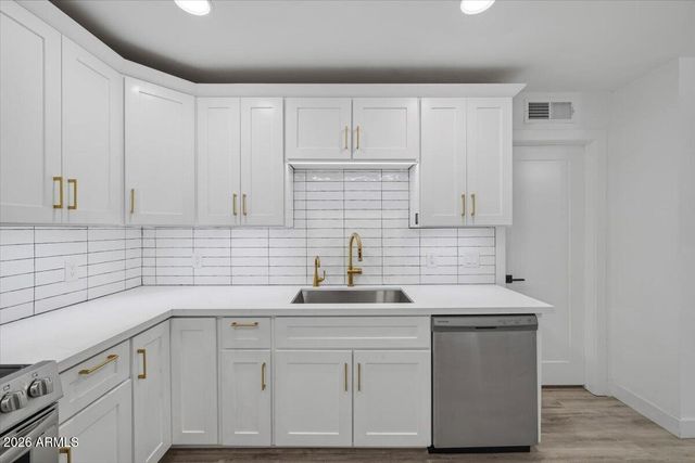 2018 E BALBOA Drive, Tempe, AZ 85282