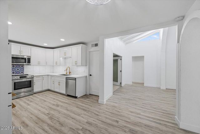 2018 E BALBOA Drive, Tempe, AZ 85282