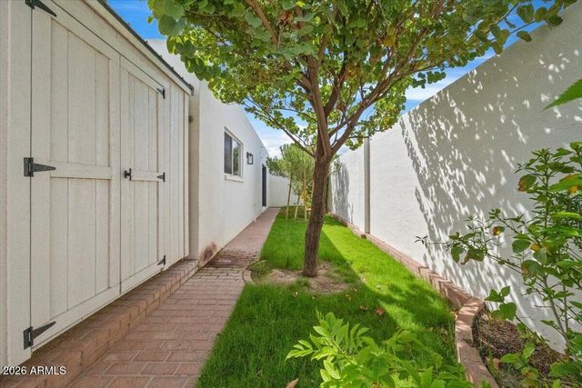 2018 E BALBOA Drive, Tempe, AZ 85282