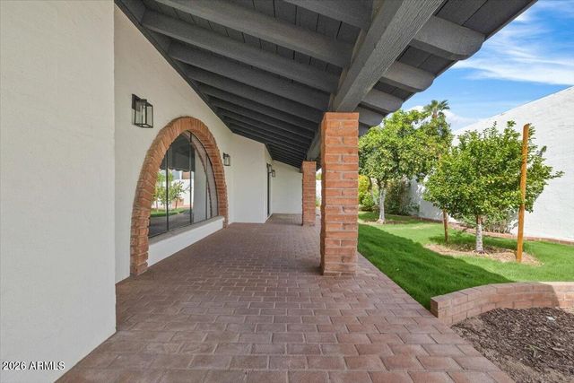 2018 E BALBOA Drive, Tempe, AZ 85282