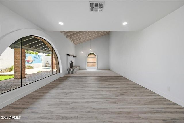 2018 E BALBOA Drive, Tempe, AZ 85282