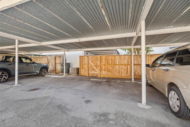 1425 Springrock Lane 4, Houston, TX 77055
