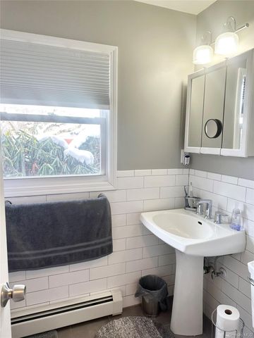 12 Danbury Court 1502, Suffern, NY 10901