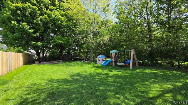 80 Cumberland Avenue, Buffalo, NY 14220