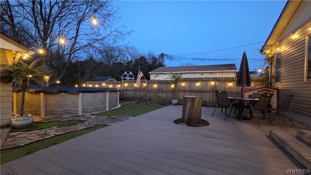 80 Cumberland Avenue, Buffalo, NY 14220