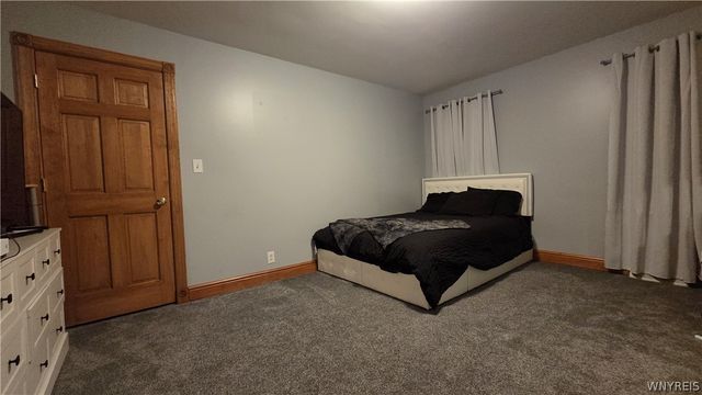 80 Cumberland Avenue, Buffalo, NY 14220