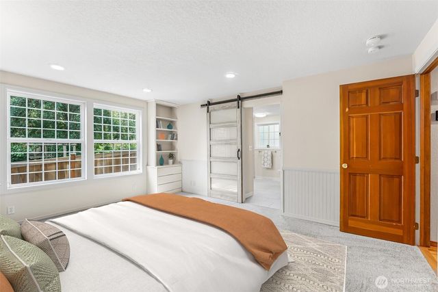 18404 W Spring Lake Drive SE, Renton, WA 98058