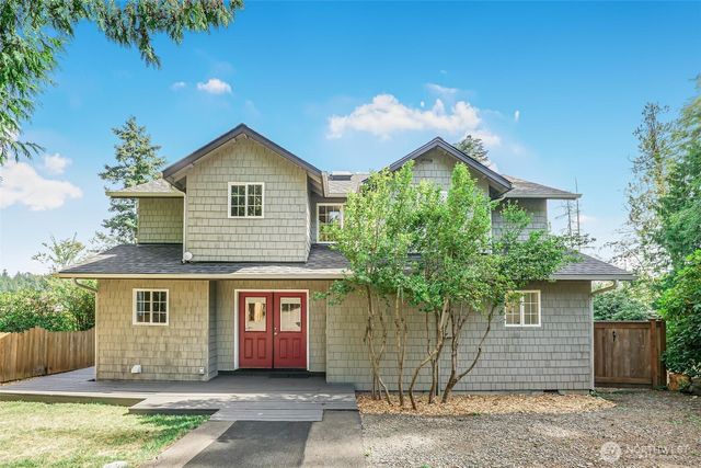 18404 W Spring Lake Drive SE, Renton, WA 98058