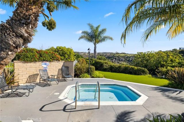3521 Geranium Avenue 22, Corona Del Mar, CA 92625