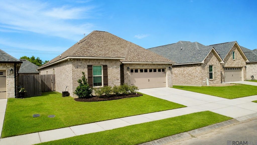 1042 Elliston Dr, Gonzales, LA 70737