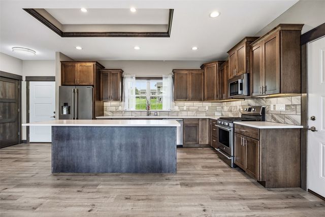 1730 Parkside Drive NE, Solon, IA 52333
