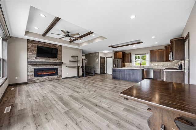 1730 Parkside Drive NE, Solon, IA 52333