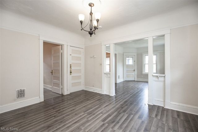 1545 Coutant Avenue, Lakewood, OH 44107