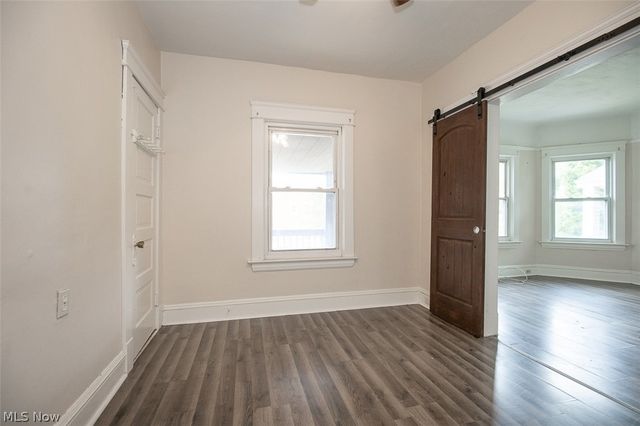 1545 Coutant Avenue, Lakewood, OH 44107