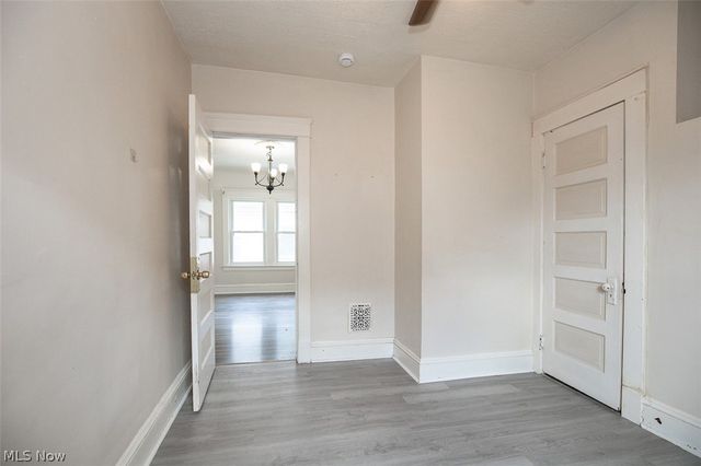 1545 Coutant Avenue, Lakewood, OH 44107
