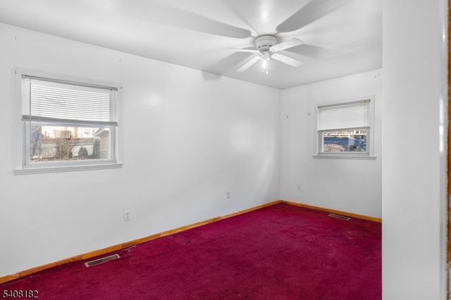 44 Richards St, Newark City, NJ 07105