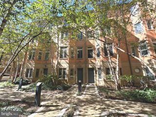 2227 12TH CT N, Arlington, VA 22201