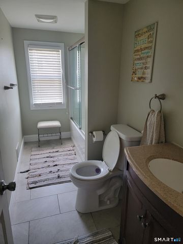 11 Cribbins Avenue, Shelton, CT 06484