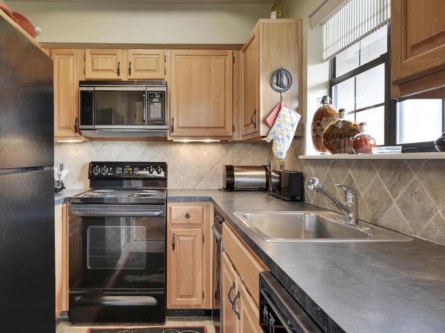 1704 West Ave 302, Austin, TX 78701