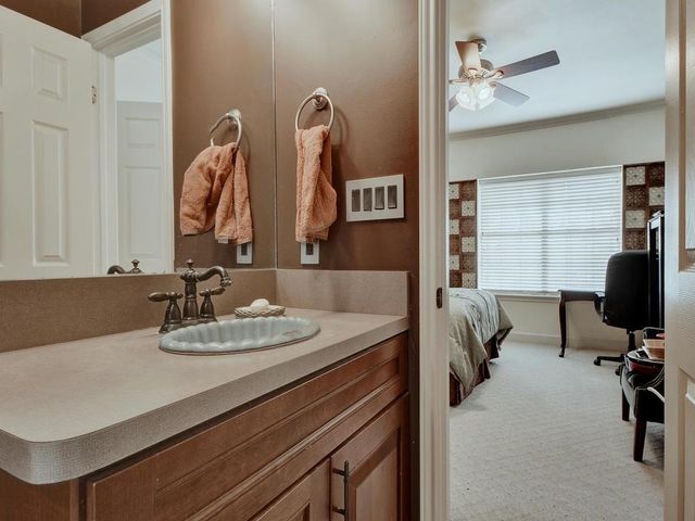 1704 West Ave 302, Austin, TX 78701
