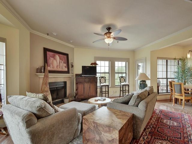 1704 West Ave 302, Austin, TX 78701