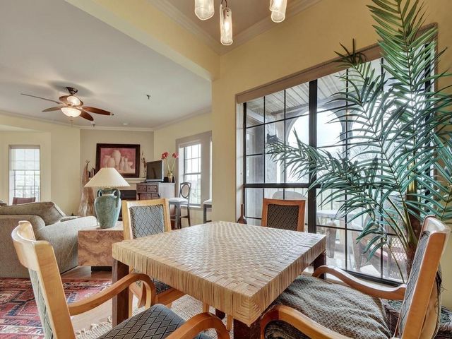 1704 West Ave 302, Austin, TX 78701