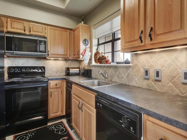 1704 West Ave 302, Austin, TX 78701