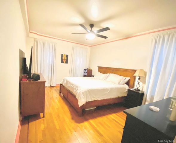 190 E Mosholu Parkway S 1J, Bronx, NY 10458