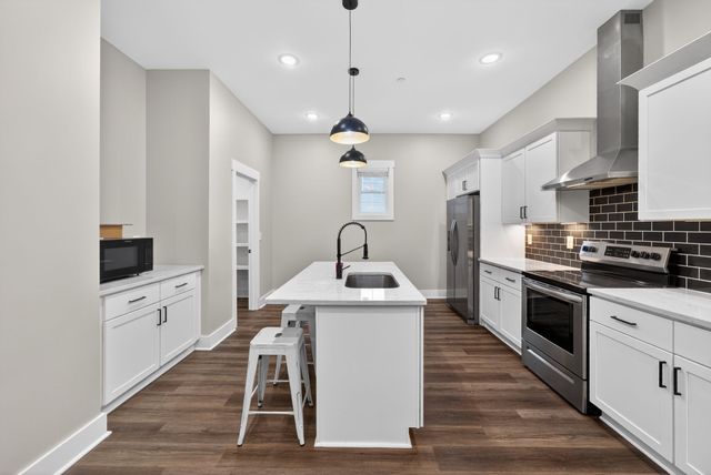 424 Centre St, Pleasant View, TN 37146