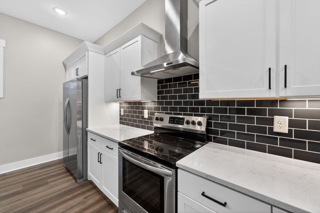 424 Centre St, Pleasant View, TN 37146