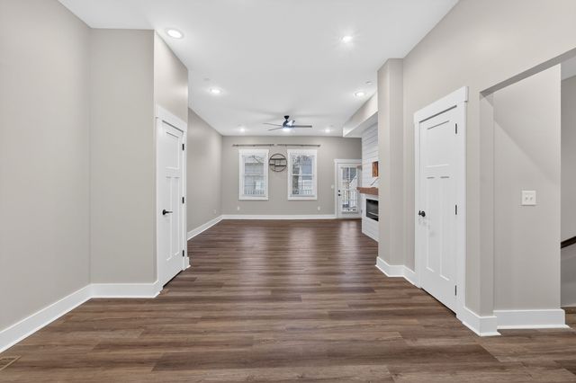 424 Centre St, Pleasant View, TN 37146