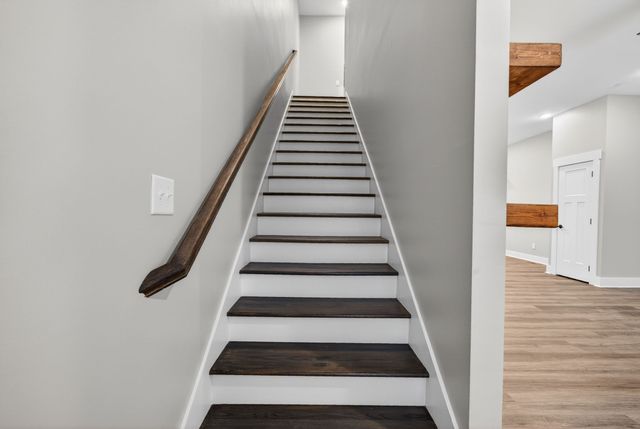 424 Centre St, Pleasant View, TN 37146