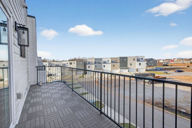 424 Centre St, Pleasant View, TN 37146