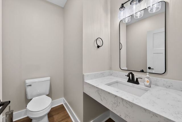 424 Centre St, Pleasant View, TN 37146