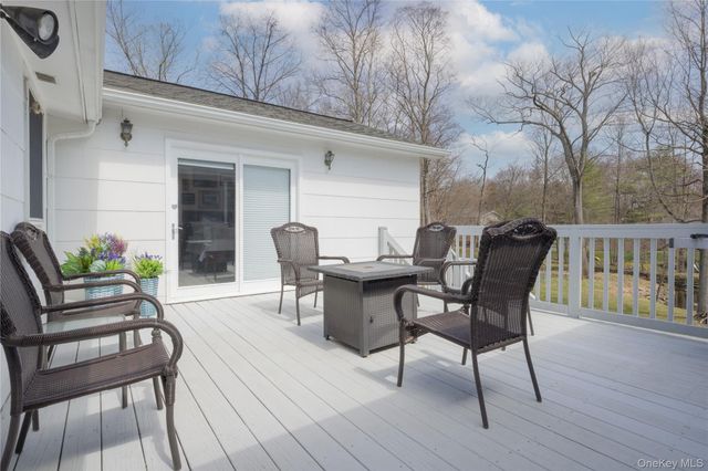45 Woodglen Drive, New City, NY 10956