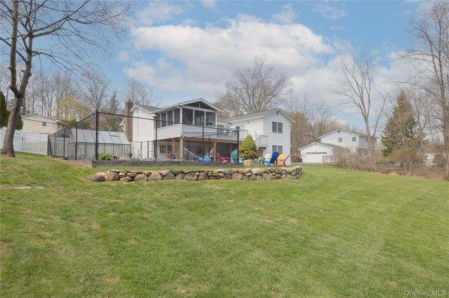 45 Woodglen Drive, New City, NY 10956