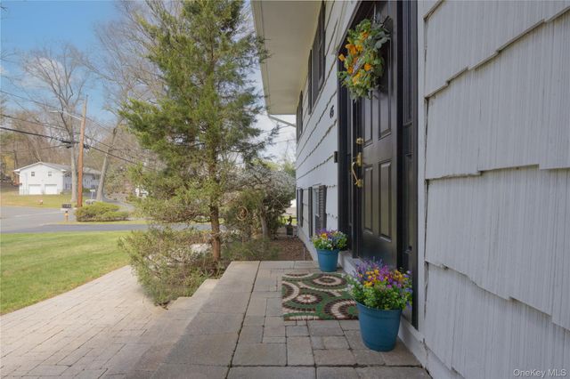 45 Woodglen Drive, New City, NY 10956